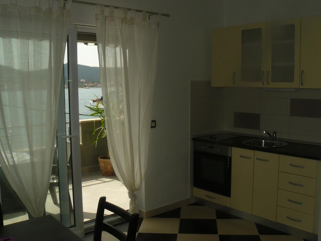Apartments Selina Vinisce Exterior photo