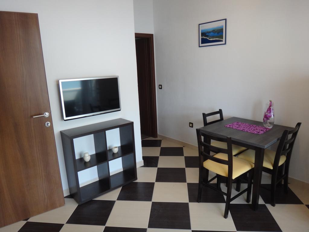 Apartments Selina Vinisce Room photo